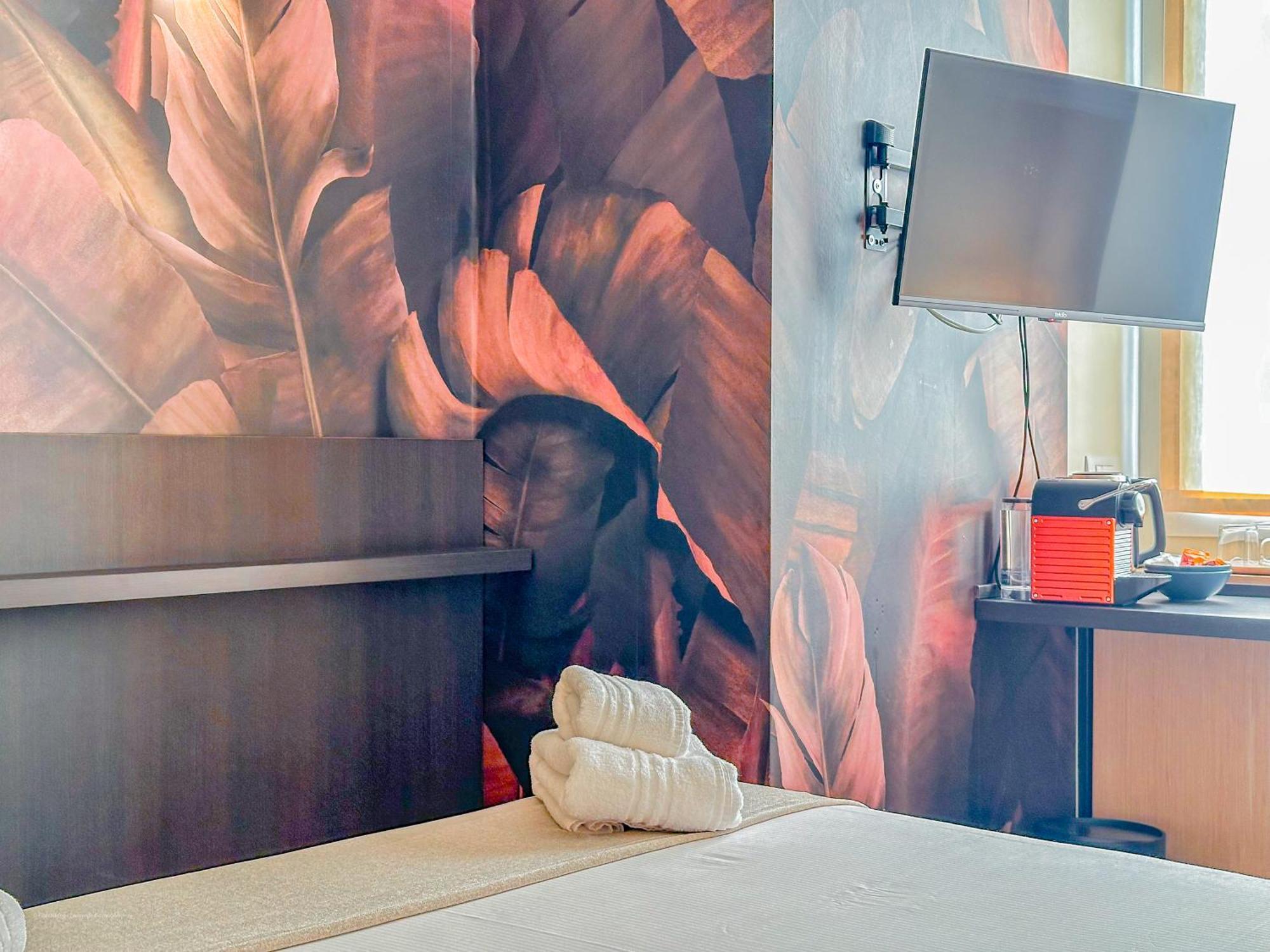 Fontana Suites - 15 Min Dal Duomo Мілан Номер фото