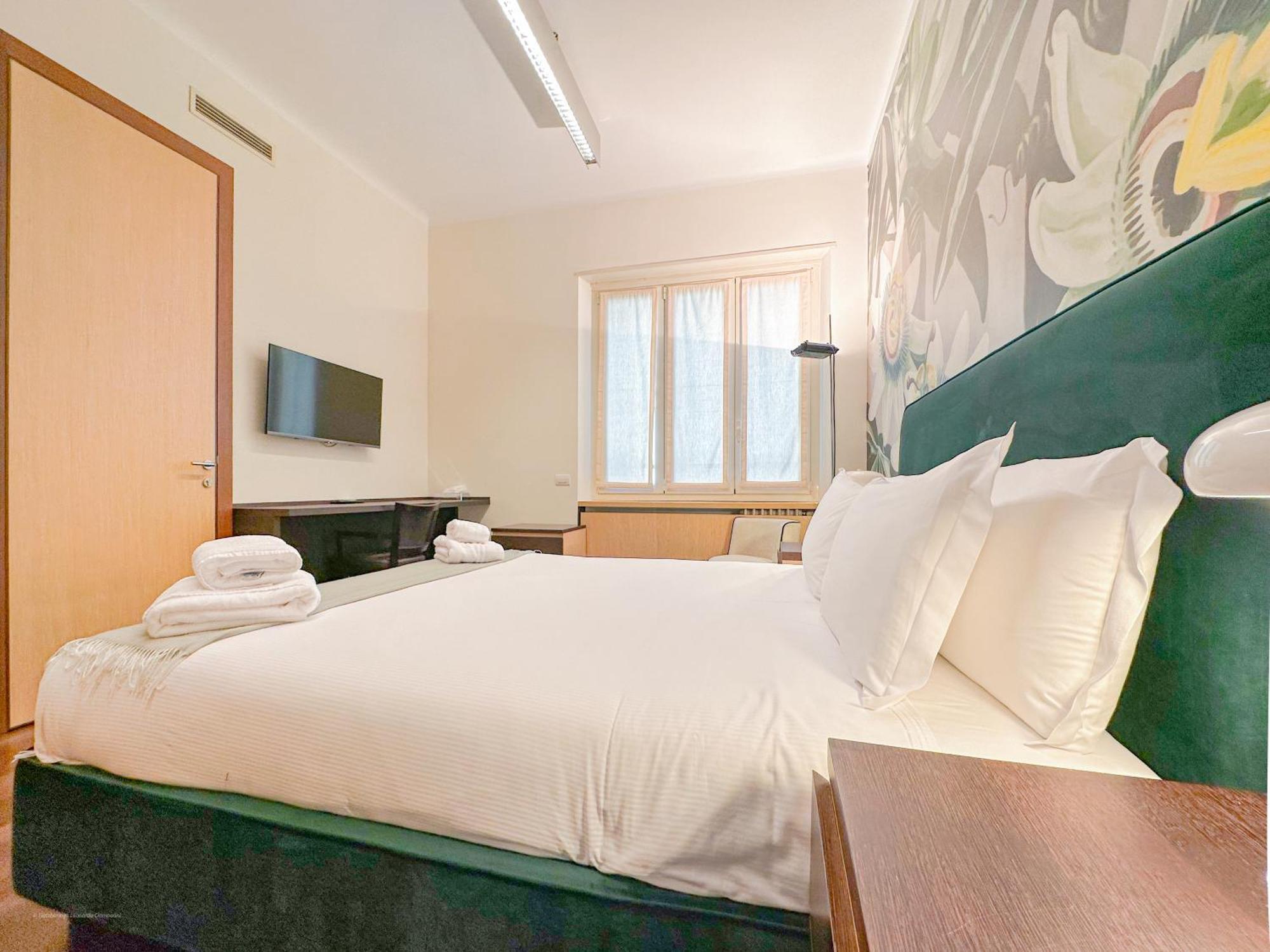 Fontana Suites - 15 Min Dal Duomo Мілан Номер фото